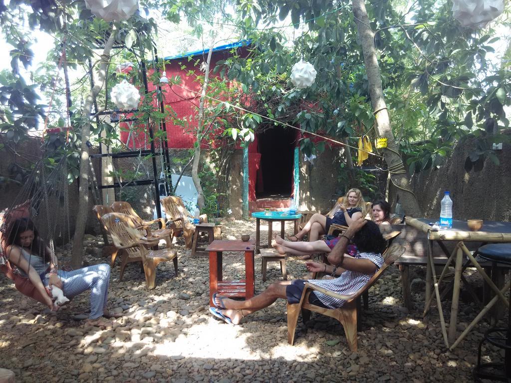 Bricks And Bamboo Hostel Anjuna Eksteriør bilde