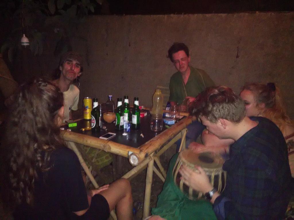 Bricks And Bamboo Hostel Anjuna Eksteriør bilde