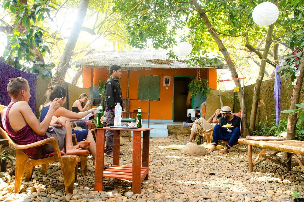 Bricks And Bamboo Hostel Anjuna Eksteriør bilde